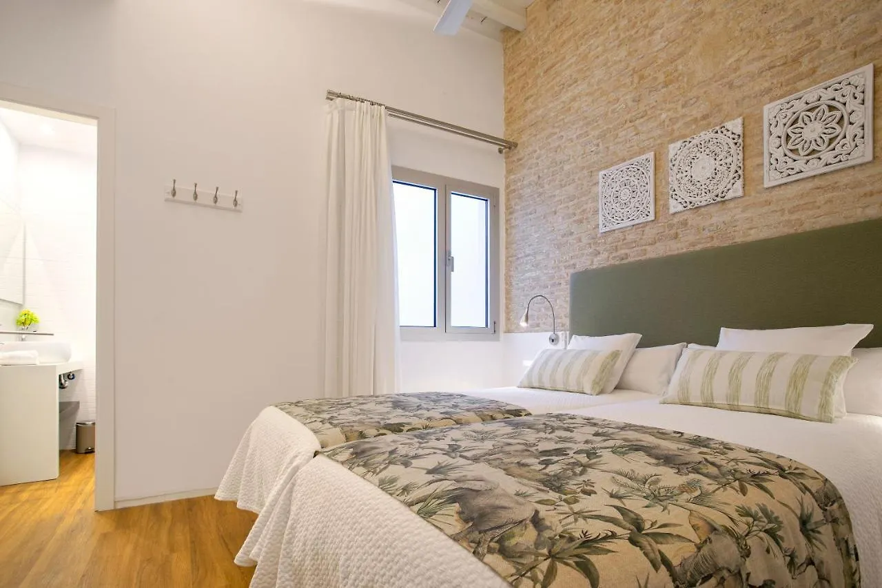 Genteel Home Santa Teresa 세비야 0*,  스페인